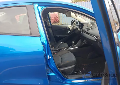 2018 Toyota Yaris Ia из США, поврежденный, VIN 3MYDLBYV0JY313661